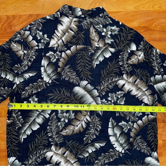 Batik Bay Mens Size XL Hawaiian Short Sleeve Button Down Shirt 100% Rayon Nice - Picture 8 of 11